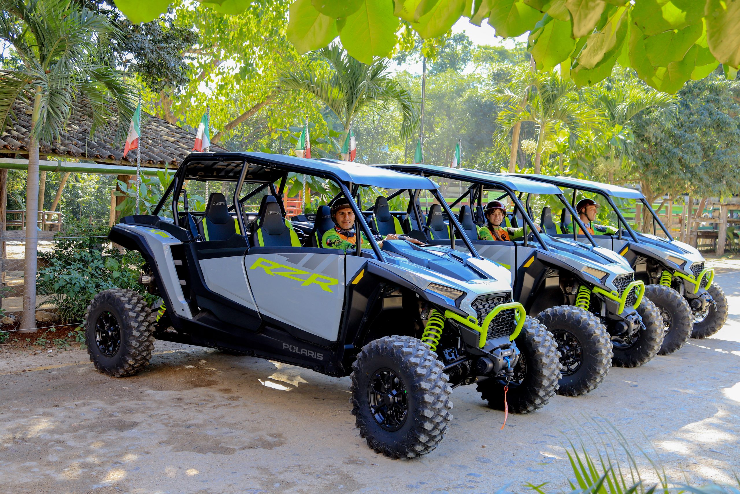 RZR 2026 Jorullo Bridge de lujo